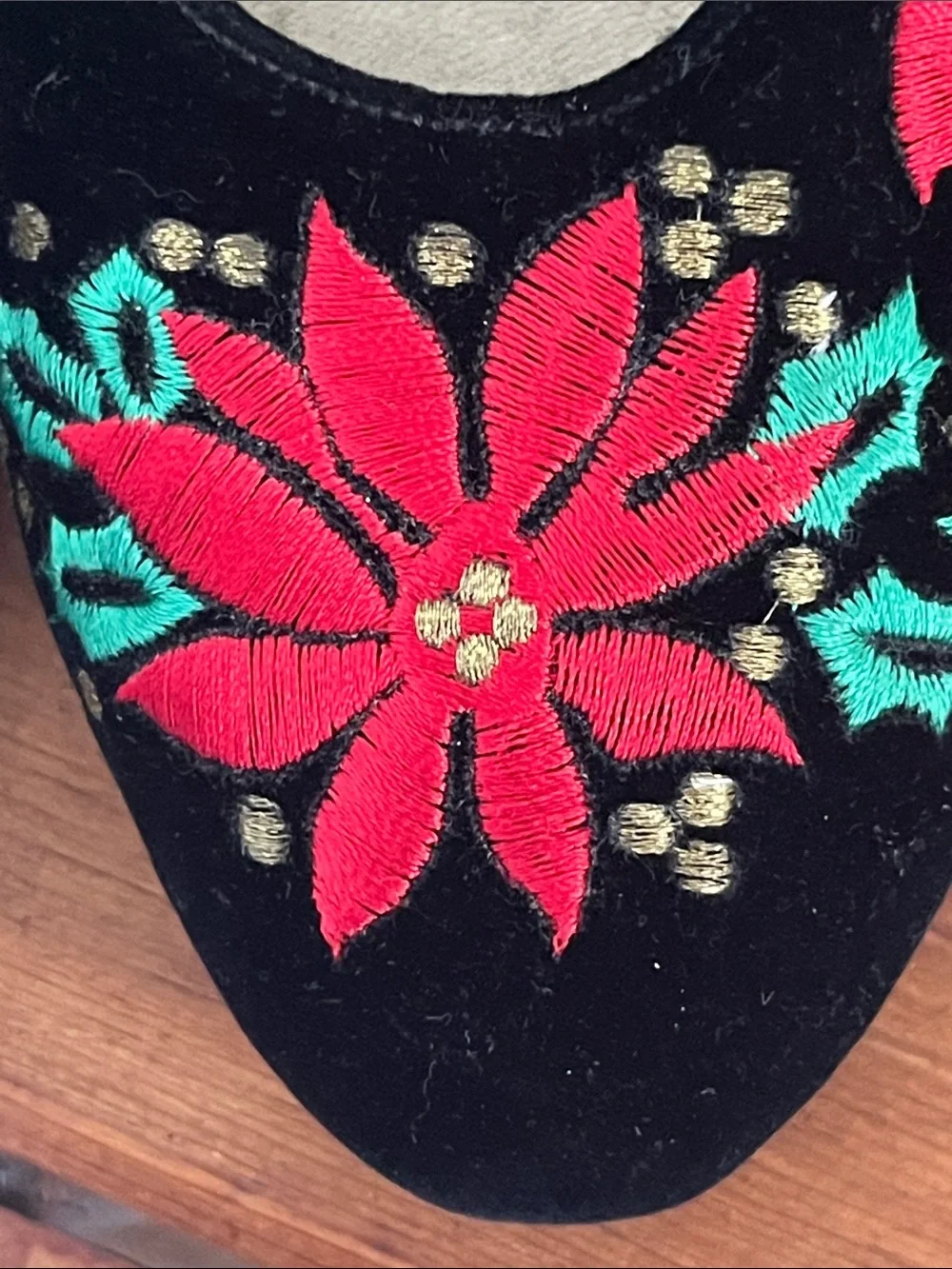 Talbots Black Velvet Flats with Poinsettia & Holiday Embroidery VTG Classics